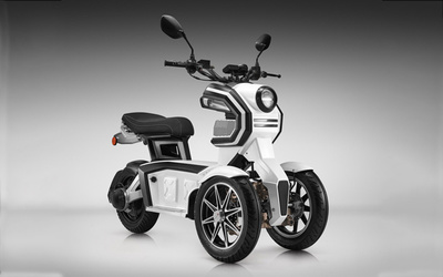 炫酷三輪電動車!博世定制電機(jī)續(xù)航100公里